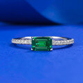 wholesale 18K White Gold 4*6 Emerald Solitaire Diamond Simple and Versatile Elegant Ring for Women Vintage Exquisite Style-0-5