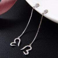 wholesale 925 Sterling Silver Diamond-Encrusted Heart Earrings for Women, Small and Exquisite, High-End Sense of Style, Fashionable Ins-Fashion Ear Accessories-Platinum 925 silver