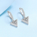 wholesale PT950 gold-plated 925 sterling silver earrings for women with cluster-set triangle moissanite ear clips, available for wholesale from manufacturers-0-1