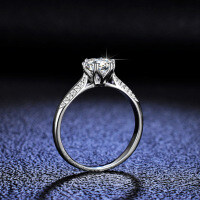 Sterling Silver Six-Claw Moissanite Engagement Ring for Women-1-carat moissanite  16 yards