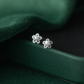 wholesale S925 Sterling Silver Ins-style Small and Exquisite Floral Synthetic Pearl Stud Earrings for Women M03263-0-0