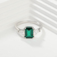 wholesale S925 Classic Cultivated Zambian Small Octagon 2ct Emerald Ring Cross-Border E-Commerce Ready Stock Wholesale-Cultured Emerald Ring  US Size 7