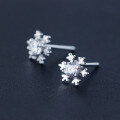 wholesale S925 Sterling Silver Christmas Earrings for Women, Sweet Small Snowflake with Inlaid Diamonds, Fresh Ear Accessories E0735-1-0-3