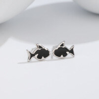 wholesale S925 sterling silver minimalist small fish earrings with black enamel, a niche and stylish cross-border new accessory-001024-Fish Earrings>925 Silver