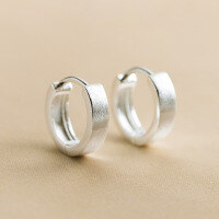 wholesale S925 sterling silver brushed circle ear cuff for women, small and unique design, simple and high-end, ear piercing earrings, ear accessories E1427-s925 silver pair>925 silver