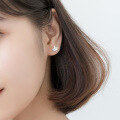 wholesale S925 Sterling Silver Stylish Maple Leaf Earrings with Sparkling Diamonds, Korean-style Student Earrings, Fashionable and Unique Design for Young Women-0-1