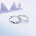 wholesale Metal material Mobius loop couple rings, a niche design forValentine's Day gift for boyfriend/girlfriend, open-ended matching ring set-0-0