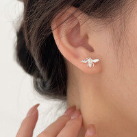 wholesale S925 Sterling Silver Small and Light Luxury Bee Stud Earrings for Women, Spring and Summer New Arrival, Versatile High-End Earrings-Sterling silver