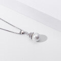 wholesale S925 Sterling Silver Korean Minimalist Designer Pearl Collarbone Necklace, Fashion Versatile Diamond-Encrusted Shell Pearl Pendant for Women-0-3