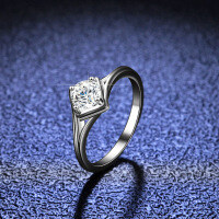 Silver Moissanite Ring, 50 Points, Four-Prong, Ins Style, Live Stream Wholesale-50 points (empty load)  18 yards
