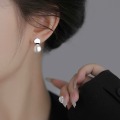wholesale 925 Sterling Silver Korean-style Geometric Curved Pearl Earrings for Women, High-end Minimalist Stud Earrings, Versatile for Daily Wear-0-0