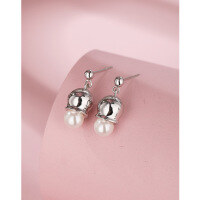 wholesale 925 Sterling Silver Lily of the Valley Pearl Earrings for Women, Small and Exquisite Luxury High-End Flower Earrings, New Arrival-Shell Pearl Earrings-with Plastic Earplugs 925 Silver