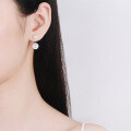wholesale Metal material new commuting silver pin freshwater pearl earrings studs European and American round luxury high-end earrings wholesale-0-3