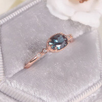 wholesale S925 Silver Cross-Border Small Fresh Color-Change Ring, Simple and Stylish, Set with Synthetic Alexandrite Gemstone, New Style-Synthetic Alexandrite Ring  US 9