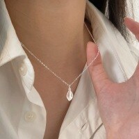 wholesale S925 Sterling Silver Korean Style Leaf Necklace for Women, Minimalist Small Luxury Trendy Choker Collarbone Chain, New Collection-Sterling silver