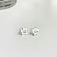 wholesale S925 Sterling Silver Small Fresh Flower Earrings, Forest Style, Minimalist, Elegant, New Design, Personality-Hollow Flower Earrings-Silver 925 Silver