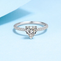 wholesale 925 Sterling Silver Heart Shape Moissanite Ring Love Engagement Diamond Ring Minimalist Niche Band for Drop Shipping Wholesale-Heart-shaped zircon 6.5mm 20