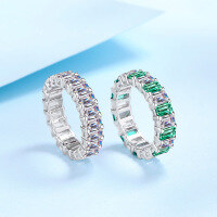 wholesale PT950 gold-plated 925 sterling silver full circle moissanite ring with green and white alternating design, factory direct wholesale-Green and White Zircon Model No. 22