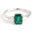 wholesale 925 Silver Gold-Plated 2-Carat Lab-Grown Emerald Ring in a Minimalist Street Style, as Worn by Live-Streaming Influencers-0-5
