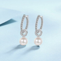 wholesale S925 Sterling Silver Freshwater Pearl Ear Clips with Moissanite, Women's Minimalist Luxury Design, Hot Selling Ready to Ship Wholesale-8mm pearl/1.1 carat 925 silver