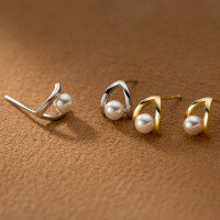 wholesale 925 Sterling Silver Soft and Delicate Small Pea Synthetic Pearl Shell Bead Arc Stud Earrings Simple and Elegant Commuter Earrings M03536-S925 silver pair gold 925 silver