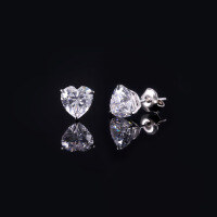 wholesale S925 Sterling Silver Plated with 18K Gold 1/2 Carat Eagle Claw Heart-Shaped Moissanite Stud Earrings in Stock-2 carat Moissanite earrings 6.5mm (1ct each)
