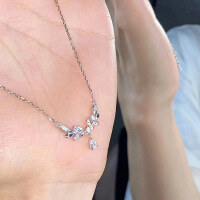 wholesale Sterling Silver Summer Goddess Laurel Necklace Engraved with Dainty Waterdrop Pendant, Minimalist Design, Ins Style Clavicle Chain for Women-Flower and leaf necklace