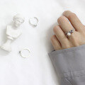 wholesale S925 Sterling Silver Korean Style Vintage-Inspired Twisted Rope with Natural Freshwater Pearl Ring-0-3