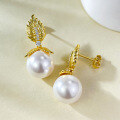 wholesale Golden Leaf French Retro Pearl Earrings 12mm, Elegant and Fashionable Must-Have Item, Bestseller-0-3