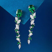 wholesale S925 silver new elegant and versatile 7*9mm oval emerald diamond earrings for women-E422 Emerald>925 Silver