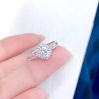 wholesale S925 sterling silver diamond-shaped open moissanite ring for women, luxurious and high-end proposal engagement ring, gift-JZ015860>Opening adjustable