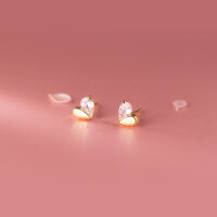 wholesale S925 Sterling Silver Petite Minimalist Heart-shaped Diamond Stud Earrings for Women, Fresh and Sweet Summer Ear Accessories M01508-S925 silver pair 925 silver