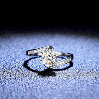 925 Silver Moissanite Ring Four-Prong Classic Solitaire Women's Style-1 carat (D color moissanite)  17 yards