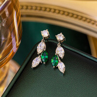 wholesale S925 silver new small fresh 45*9mm marquise leaf earrings with lab-grown emerald ear studs-Simulated emerald + high carbon diamond>925 silver