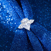 wholesale S925 Sterling Silver Jewelry, Light Luxury Extra Sparkling Zircon Ring with Teardrop Zircon in White Gold-One premium 8A white pear-shaped zircon, two 4A round white zircons  No. 8