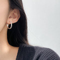 wholesale S925 Sterling Silver Fresh and Sweet Ins Style Niche Design Chain C-shaped Ear Stud M06698-0-0