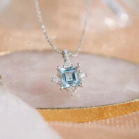 wholesale S925 Sterling Silver Four-Prong Necklace for Women New French Style Aquamarine Blue Topaz Embedded Collarbone Chain-Copper platinum