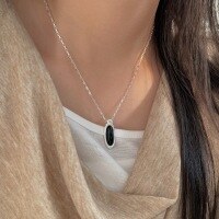 wholesale S925 Sterling Silver Geometric Oval Black Onyx Necklace Women's New Korean Style High-End Sense Collarbone Chain Trendy-Sterling silver