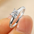 Metal Square Four-Claw Solitaire Ring Geometric Minimalist Design-0-0