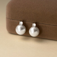 wholesale S925 Sterling Silver Ins Style Blogger Same Small Minimalist Advanced Silver Bead Single Diamond Pearl Earrings M06101-S925 Silver Single Diamond Shell Pearl Model 925 Silver