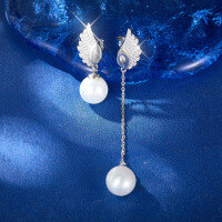 wholesale S925 Sterling Silver Earrings with Pearl, Feather Wing Design and Zirconia, Small and Chic Cross-border Jewelry in Ins Style-Platinum 925 silver