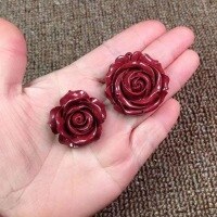 wholesale Metal material natural high-content cinnabar rose pendant necklace, sweater chain, handmade DIY cinnabar jewelry accessory-A small one