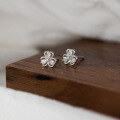 wholesale S925 Sterling Silver Light Luxury Design Korean Style Exquisite Diamond-Studded Clover Earrings M06192-0-3