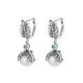 wholesale S925 sterling silver creative feather ear cuff with pearl accents and green zirconia, retro minimalist style earrings for women-0-4