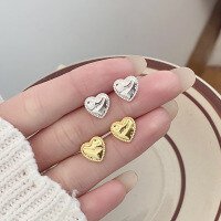 wholesale S925 sterling silver trendy and niche cute Korean-Japanese style love heart crack design earrings-524QR Silver/approx. 1.8g>925 Silver