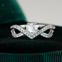 S925 Silver Asymmetric Moissanite Ring for Women Wholesale-50-point Moissanite - 9 yards