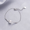 wholesale Metal material minimalist fashionsingle shell pearl chain bracelet for women-0-0