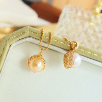 wholesale S925 Sterling Silver Red Elk Minimalist Ethnic Hollow Twist Pendant Necklace Accessory with Shell Pearl for Women-BX0426-Gold-White Pearl 925 Silver