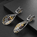 wholesale S925 Silver Designer Natural Style Garnet Earrings, Bee Honeycomb Design, Natural Gemstone Stud Earrings-0-1