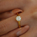 S925 Silver 6-Claw Ring with 65mm Round 1ct Moissanite-0-1